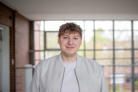 Porträt Dustin Cirkel