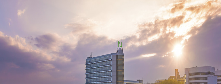 Mensa and Mathetower at sunset