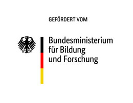 Logo mit dem Text „Gefördert vom Bundesministerium für Bildung und Forschung“. Links daneben ist ein schwarzer Adler abgebildet, daneben ein vertikaler Balken in den Farben Schwarz, Rot und Gelb. Das Design ist schlicht auf weißem Hintergrund gehalten.